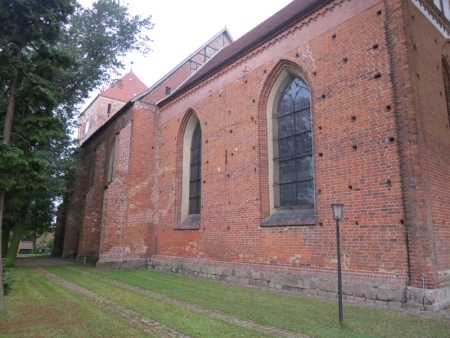 Laage AZ 1